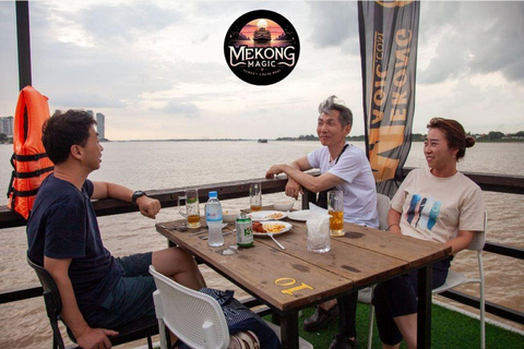 Phnom Penh: Crociera al tramonto - Tre pacchetti da scegliere!Pacchetto Ambra - Birra e bevande analcoliche a flusso libero