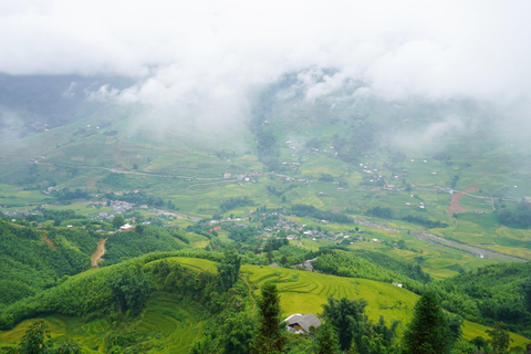 Sa Pa: Cat Cat Village Tour to Visit the Hmong People