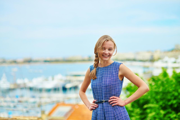 Cannes: Private Photoshoot - Waterfront, Harbour & Old Town Standard: 20 photos | 30 mins