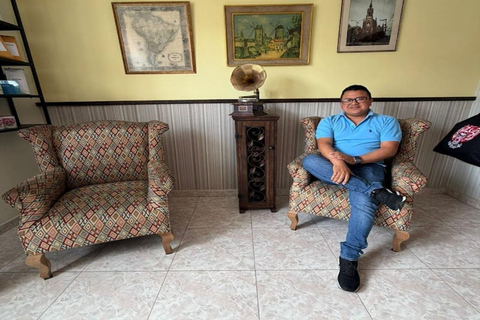 Bogotá: Betty la Fea Tour with Original House Entry