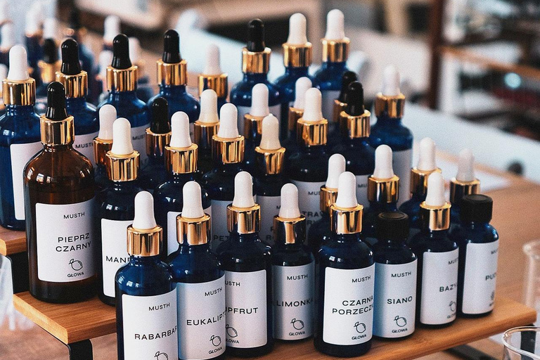 Gdańsk: Perfume Creation Workshop with Profesional Perfumer