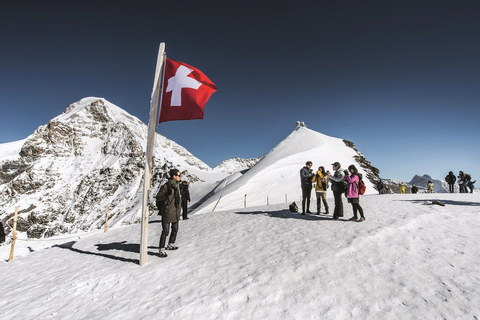 Von Interlaken aus: Tagesausflug zum Jungfraujoch mit Bus und Bahn