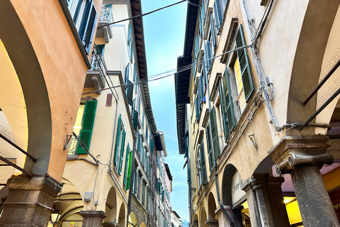 Pisa Highlights Tour: Cathedral, Leaning Tower & City Center