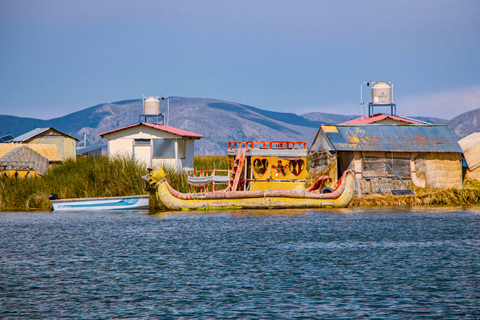 Uros & Taquile: Culture, Textiles & Photography