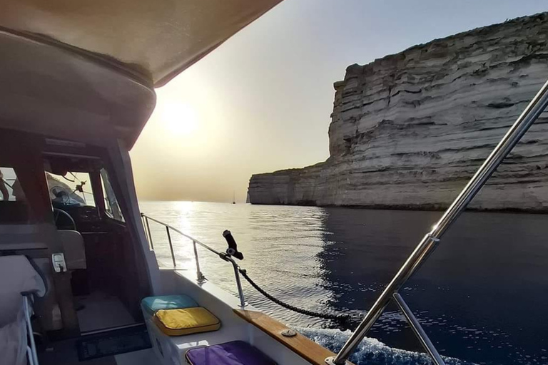 Comino in Comfort - Private Boat charter from Gozo/Cirkewwa