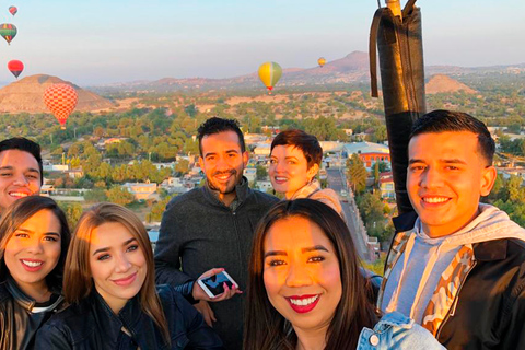 Teotihuacan: Volo in mongolfiera Sky BalloonsTeotihuacan: Volo in mongolfiera con Sky Balloons