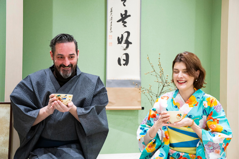 Tokyo: Tea Ceremony Experience with a Tea Master in Ginza