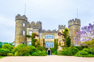 Halbtagestour mit dem Auto von Dublin nach Malahide Castle & Gardens