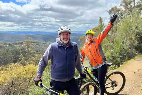 From Hobart: Mt Wellington Summit & Rainforest Bike Tour