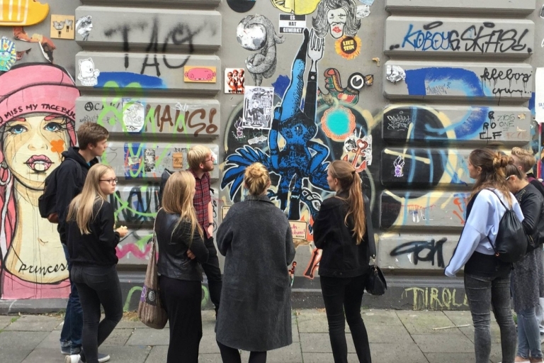 Alternative Hamburg Private Street Art TourVisite alternative de l'art de la rue à Hambourg