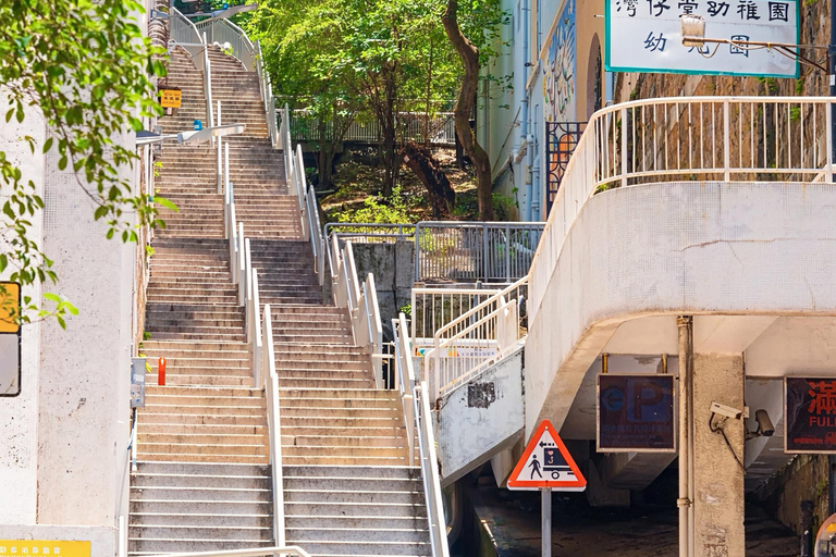 Hong Kong: Wan Chai Private Walking and Food Tour