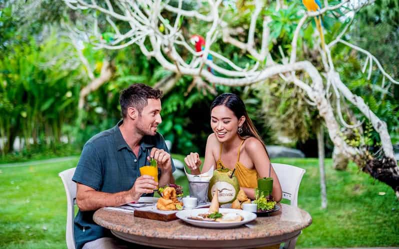 Bali Bird Park: Visit & Lunch with The Bird Stars