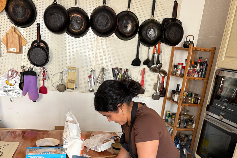 上海：饺子烹饪课和静安寺之旅饺子烹饪课和静安寺之旅（含接送服务）