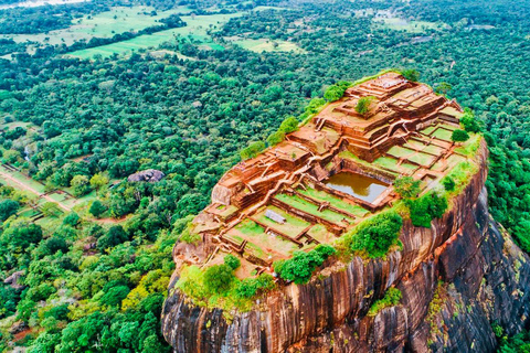 Sigiriya e Dambulla: Tour particular de um dia saindo de Trincomalee