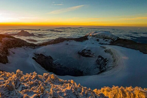 Quito: 2-Day Cotopaxi Climbing Tour