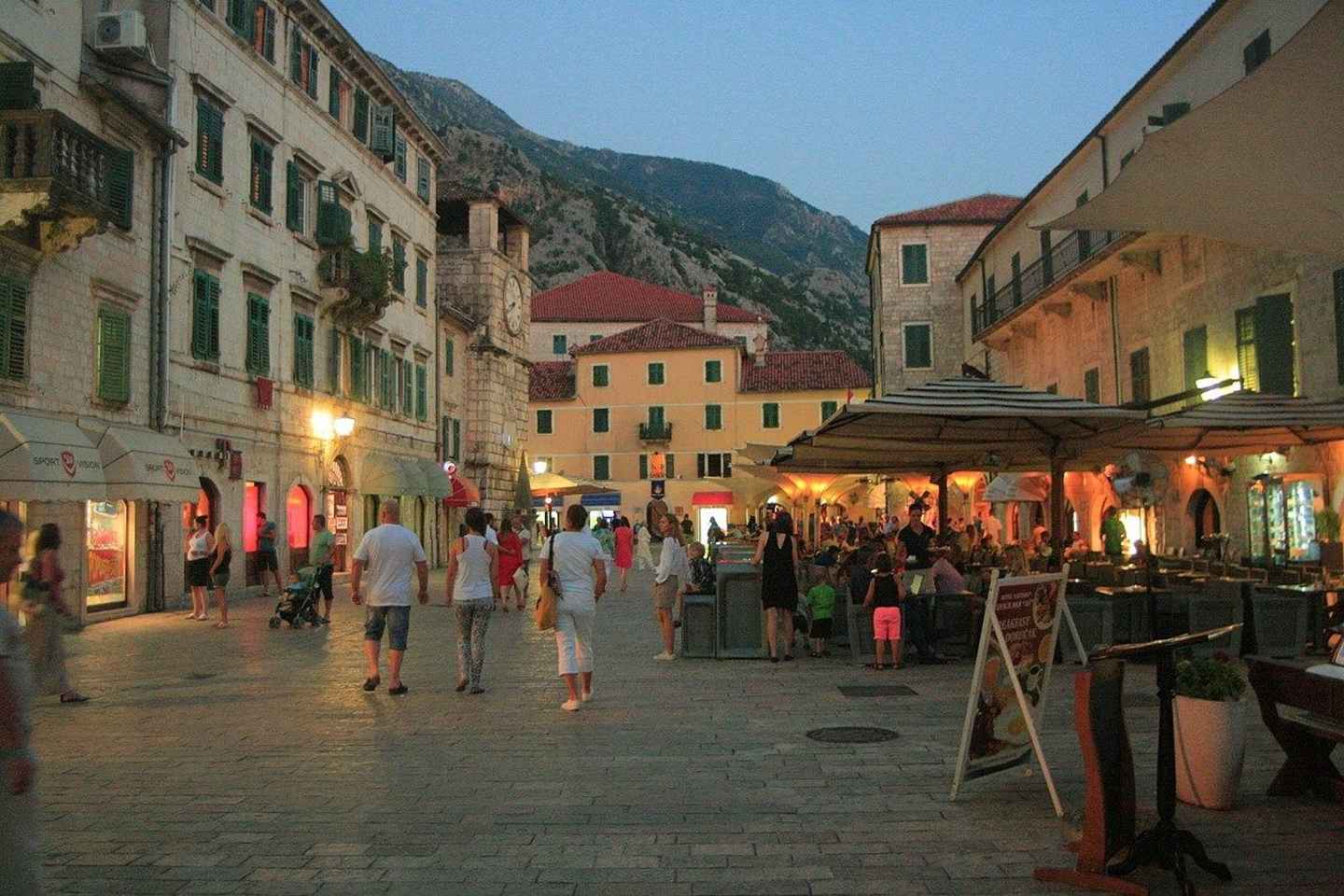 Private Transfer from Tivat airport to Kotor