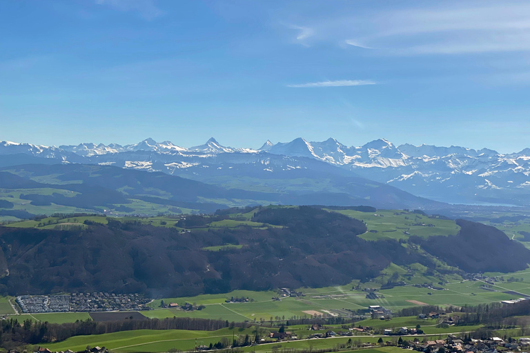 Bern: Exclusive Helicopter-Tour for 4 over the Swiss Capital