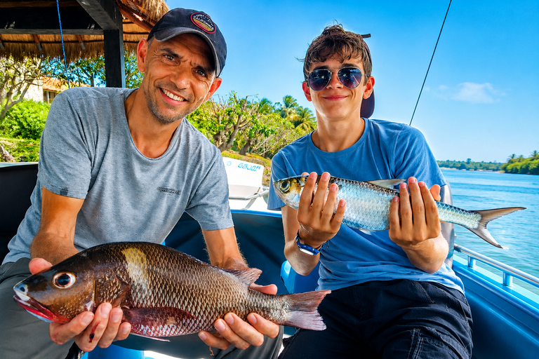 Bentota: Private Lagoon Fishing Tour with a Local Fisherman Pickup from Bentota/Beruwala/Aluthgama