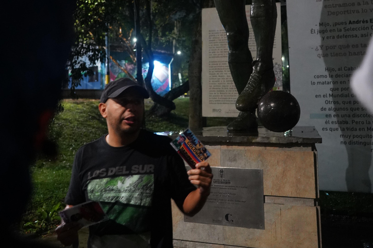 Medellin: Street Football Tour, VIP at Tournament, Empanadas Street Football Tour, VIP at Tournament, & Giant Empanadas