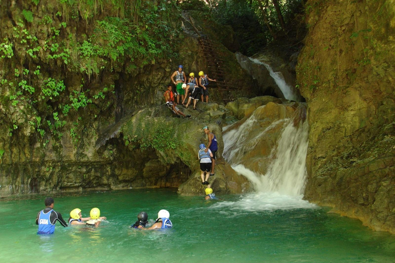 Cachoeira de Damajagua e tirolesa especial para cruzeiristas