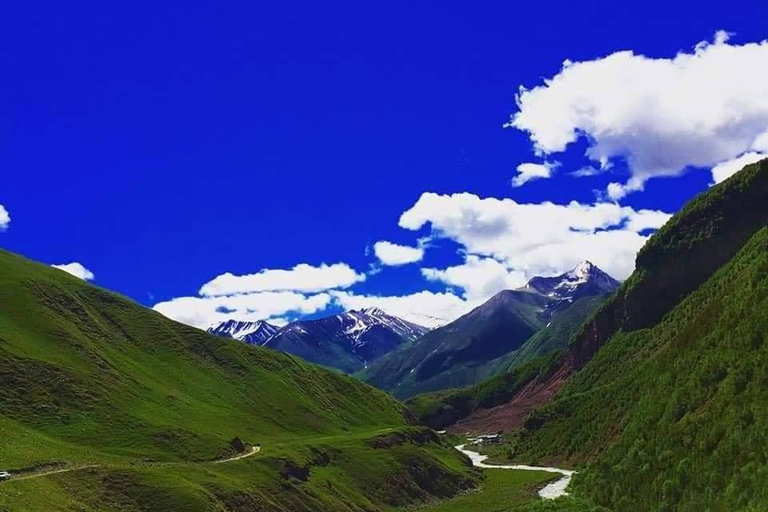 From Kutaisi: Ananuri, Ananuri, Gudauri & Kazbegi 1 Day Trip