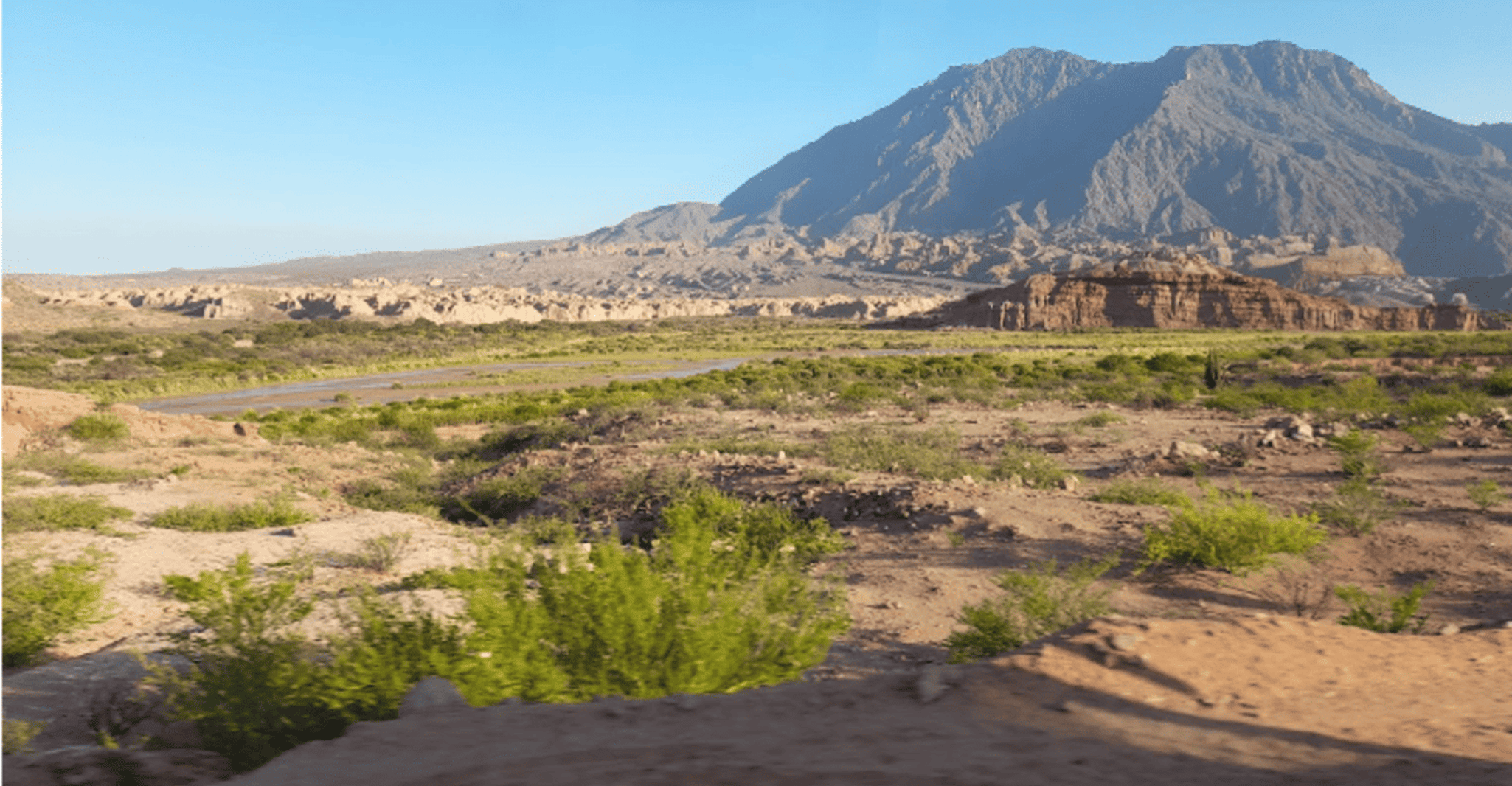 From Salta, Cafayate, land of wines and imposing ravines - Housity