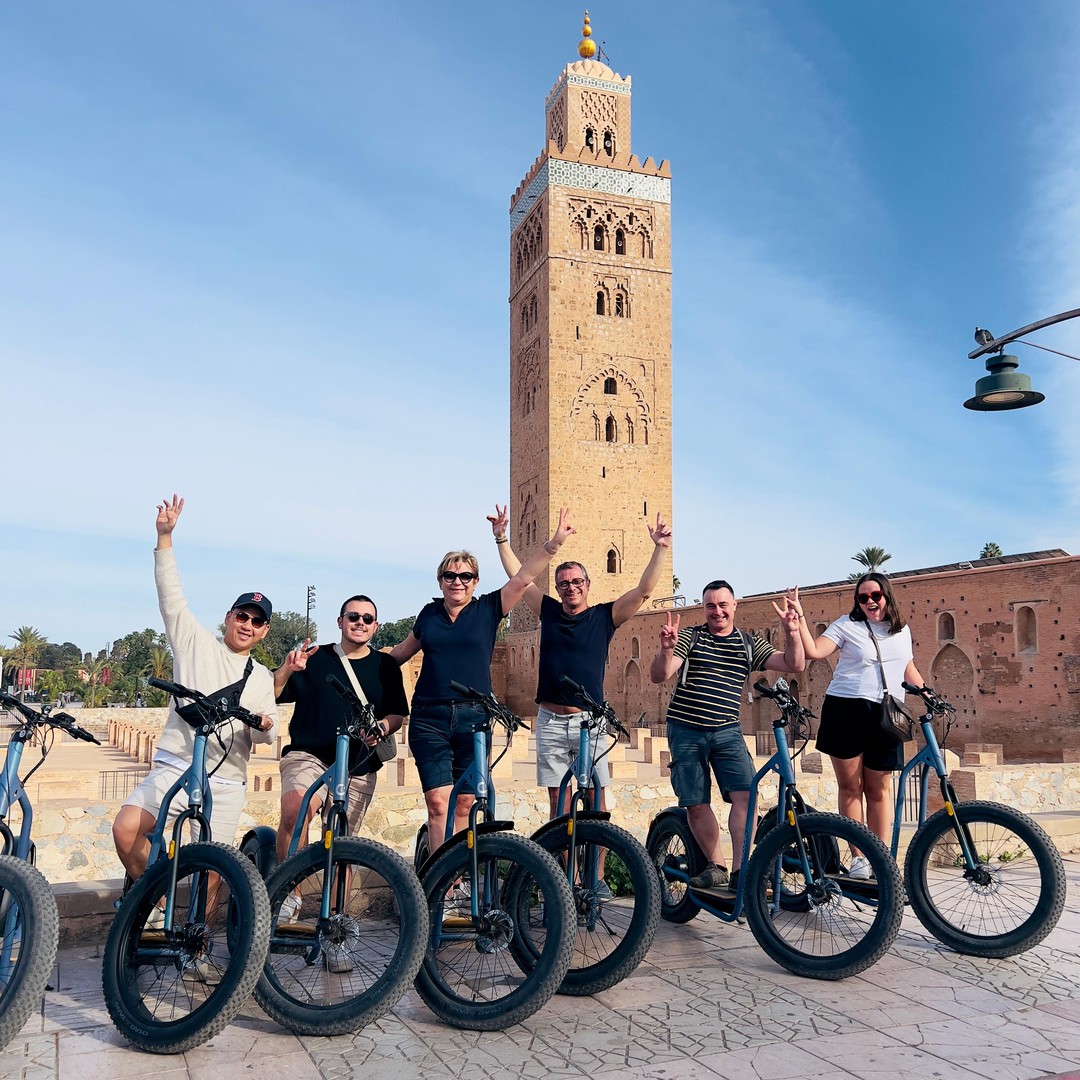 Marrakech : visite de la médina en trottinette électrique tout-terrain