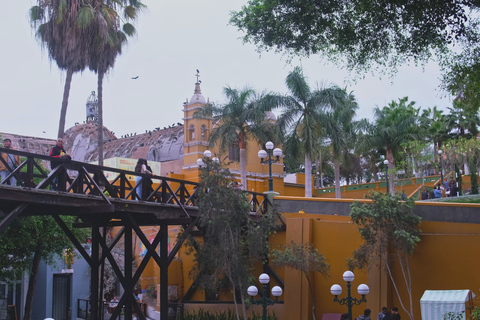 Lima:Guided City Tour Ancient, Colonial & Coastal Experience