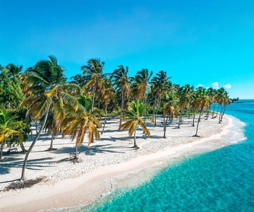 Bayahibe: Saona Island Katamaran-Kreuzfahrt mit Naturpool