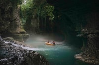 Martvili Canyon and Prometheus Cave from Batumi - Housity