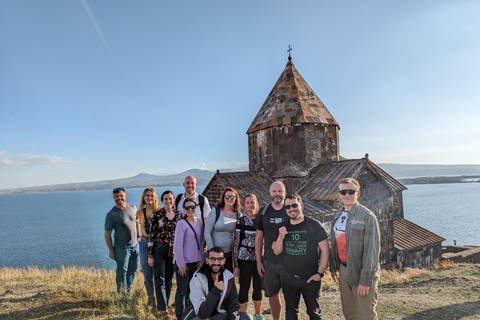 Tour dell&#039;Armenia essenziale Geghard, Garni, Sevan, Pranzo fatto in casa