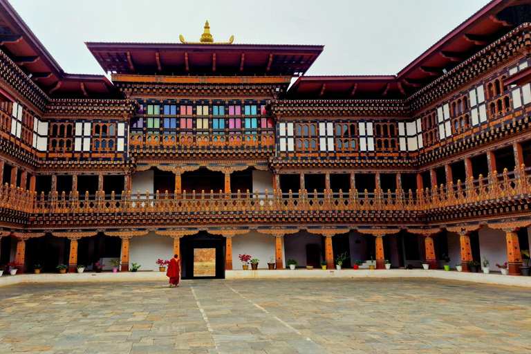 7-Days in Bhutan with River Rafting, Farm Lunch & Stone Bath