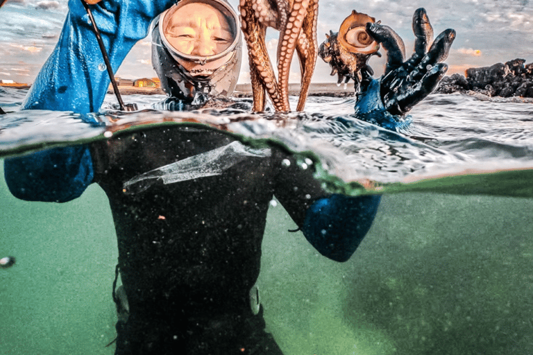 Jeju: Haenyeo Culture Experience with Seafood Tasting