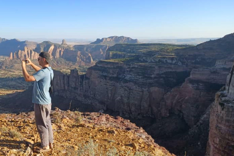 Antike Wunderwerke erforschen: Eine 3-tägige Tour zu den Geralta-Kirchen