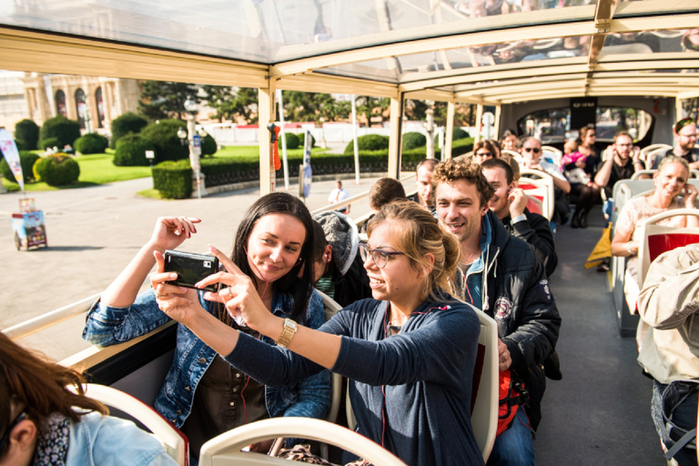 Vienna: Hop-on, Hop-off Sightseeing Bus &amp; Free WiFi  Premium Ticket