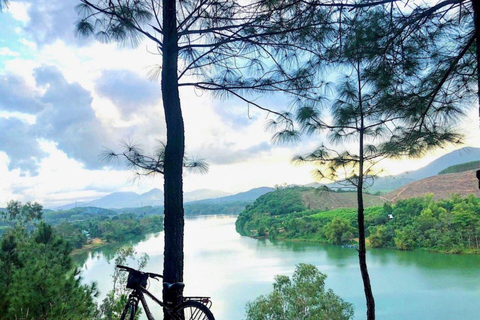 Hue Sunset: Water Park, Hills & Pagoda with Local Dessert Hue Sunset Private Tour