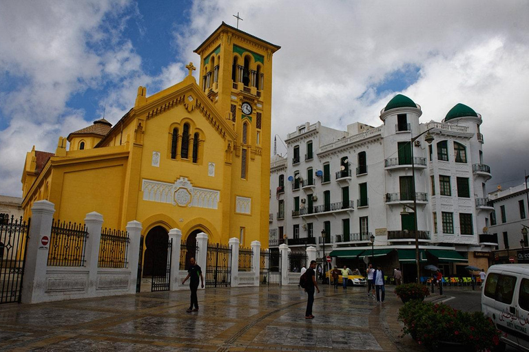 Tamuda Bay: Tetouan and Chefchaouen Day Trip with Guide guide in Spanish