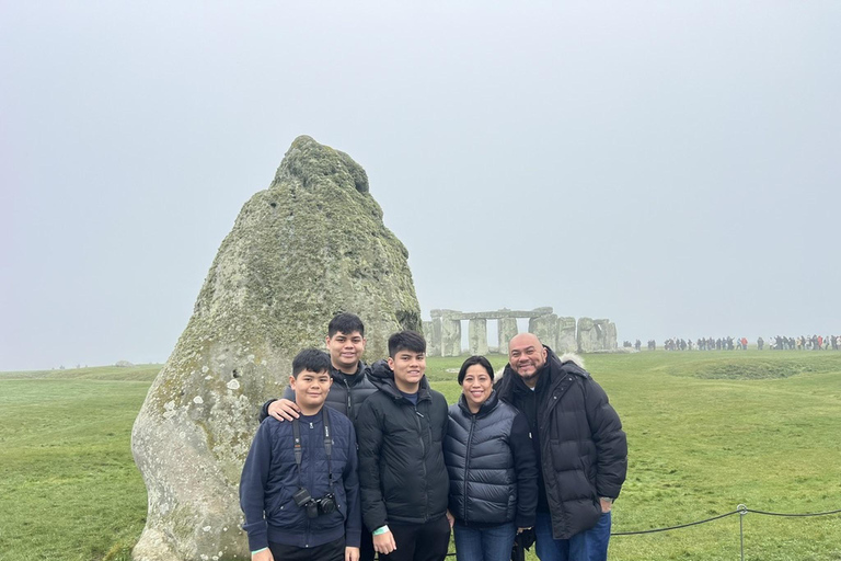 Stonehenge and city of Bath Private Car Tour