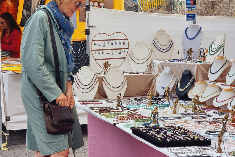 Från Caleta de Fuste : Shoppingtur i CorralejoCORRALEJO SHOPPING