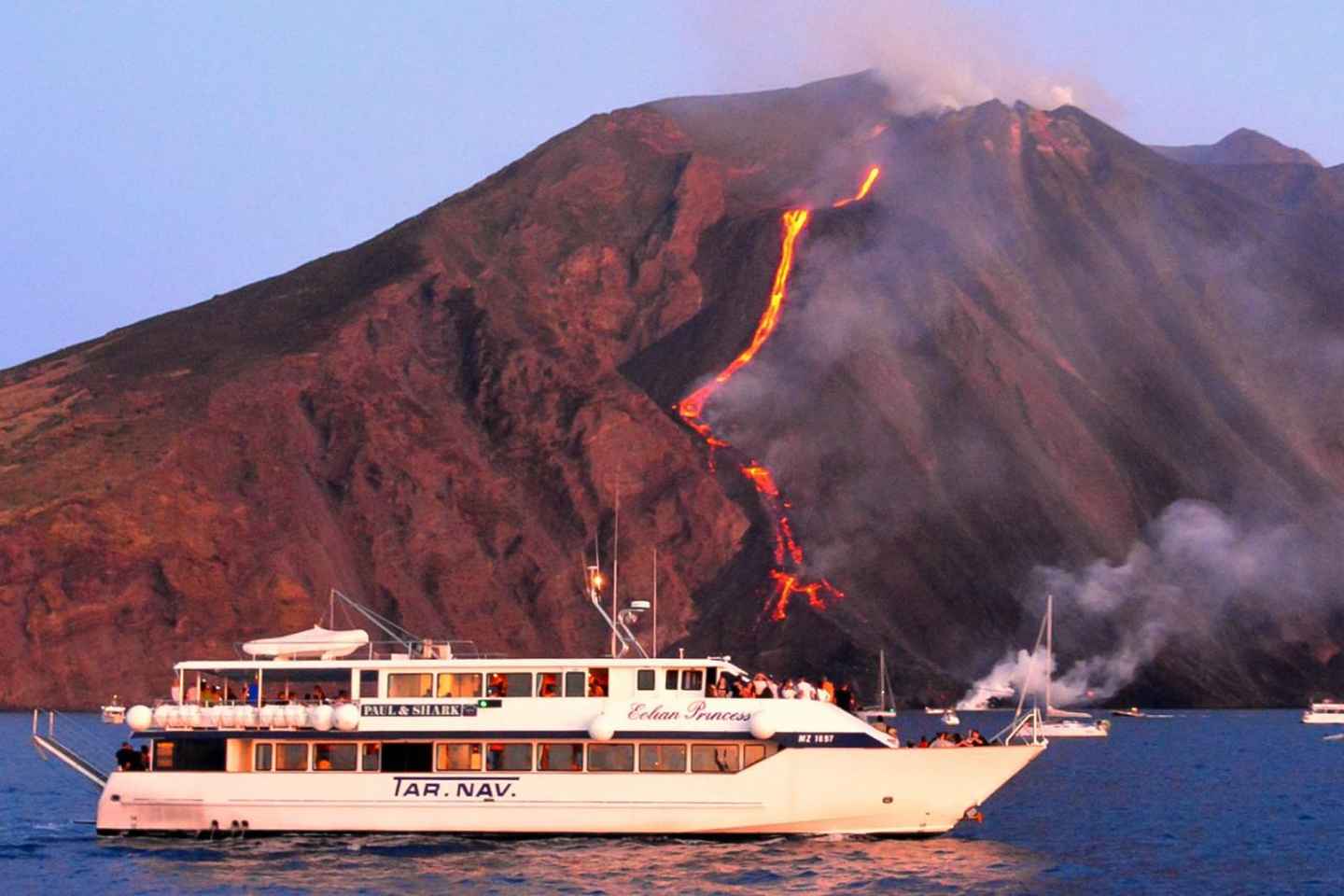 De Milazzo : Croisière Nocturne Panarea et Stromboli