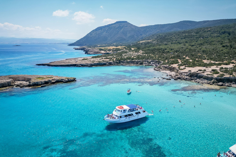 Paphos: Viagem de 1 dia a Akamas/Lagoa Azul e Banhos de Afrodite(Cópia de) Paphos: Parque Nacional de Akamas e passeio de ônibus e barco pela Lagoa Azul