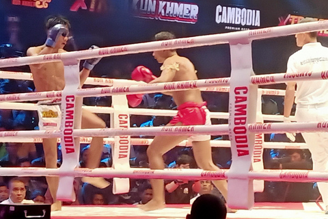 Regardez la boxe traditionnelle khmère en direct à Phnom Penh