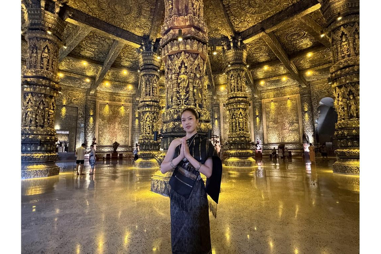Vientiane: Lao Traditional Costume & Culture Escape Join-in