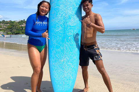 Uluwatu:Catch Your First Wave With Professional Surf Coaches