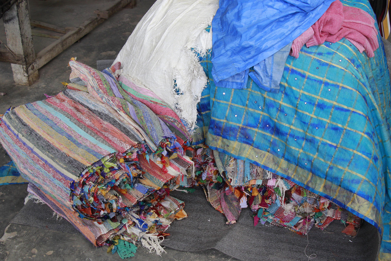 Kathmandu: Meeting Female Artisans and Shopping Experience Private