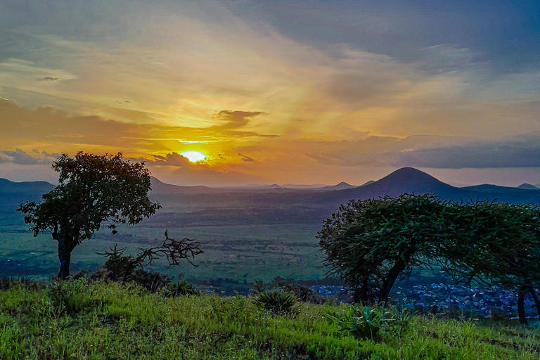 ARUSHA : POURSUITE AU COUCHER DU SOLEIL