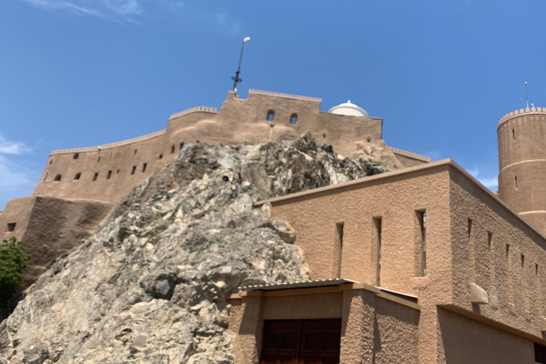 Muscat: Private Highlights the landmark of old town