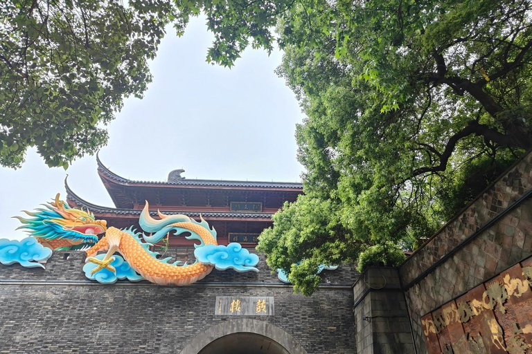 A Day in Hangzhou: Life and Local Color of the Marketplace