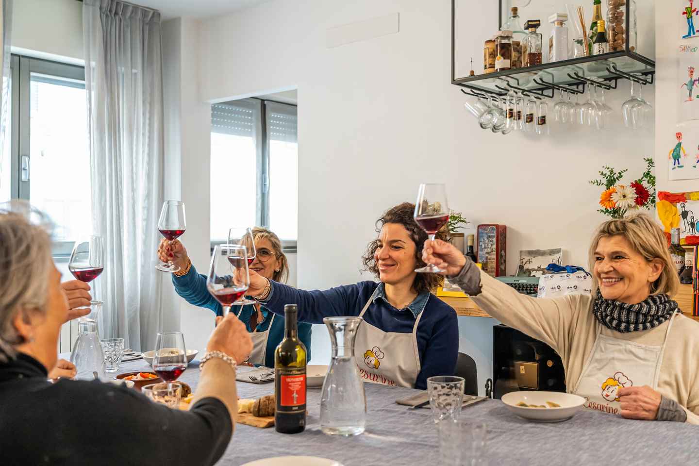 Degustazione di vini e tour della cantina nelle colline delle Marche, Italia
