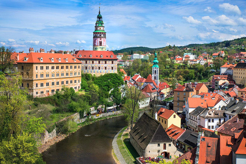Berlin: Prague VIP luxury Van Day Trip